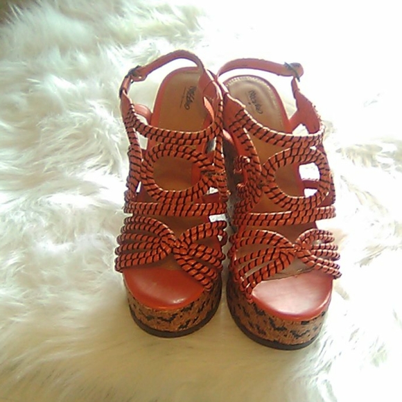 Shoes - Mossimo shoes